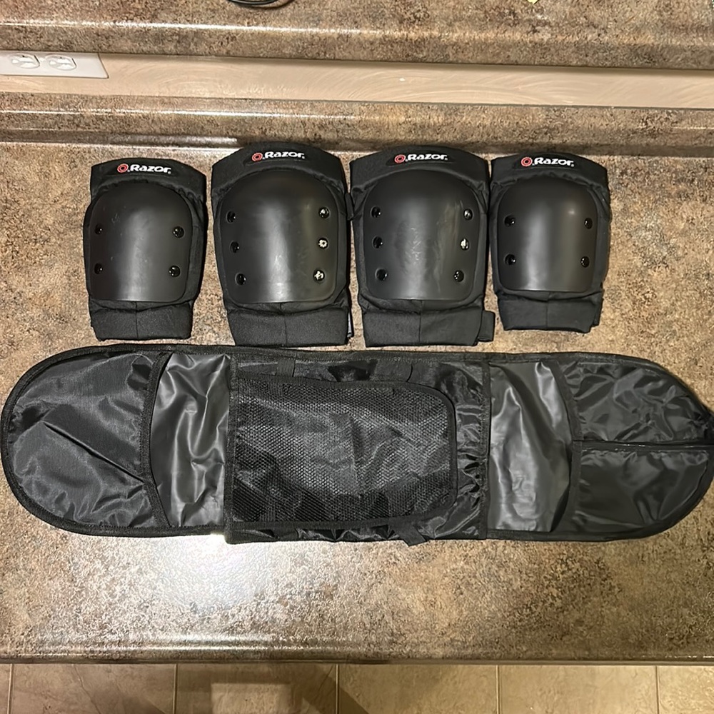 Razor skateboards pads, size large youth and NEW skateboard shoulder bag, used